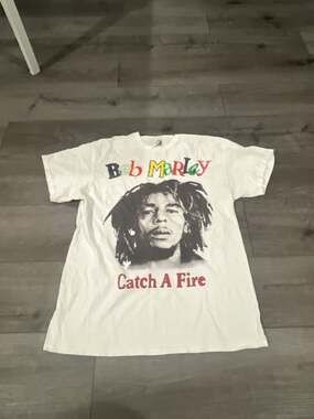 Zion Rootswear Bob Marley Catch A Fire Graphic T-Shirt